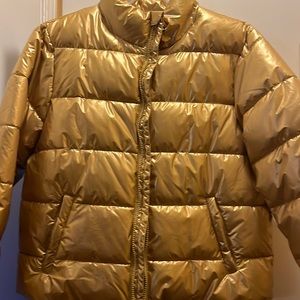 Winter puffer jacket Gold color . NWT. Size small 4/6.
